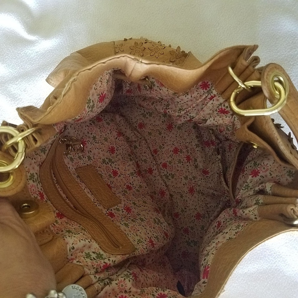 Jessica Simpson Tan Satchel - Picture 3 of 6